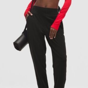 Lululemon Align Joggers - SIze 4